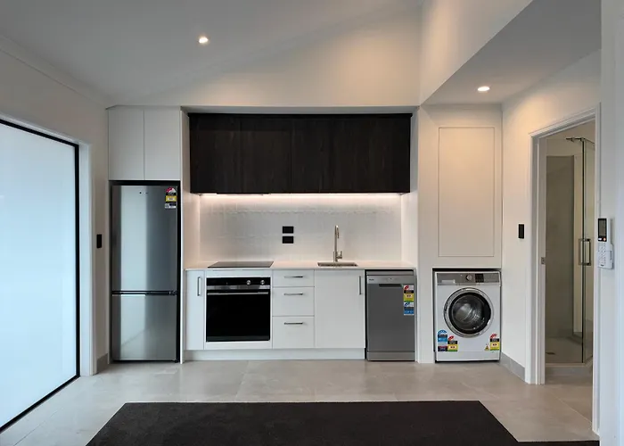 Central Apartments *